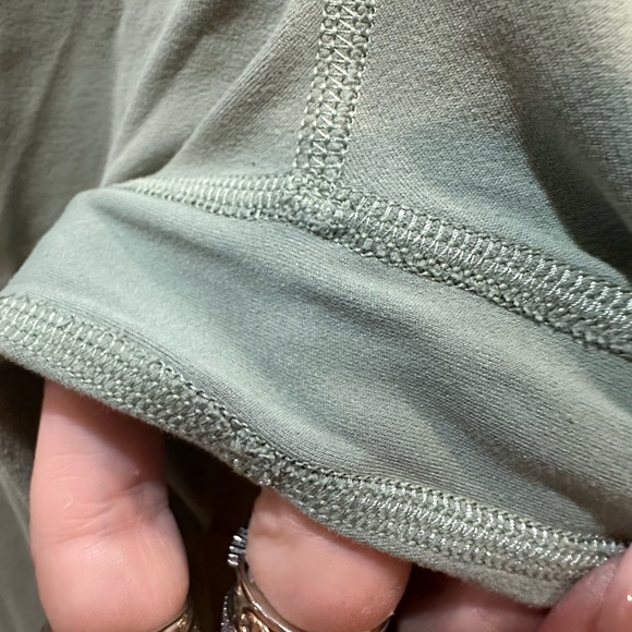 Lululemon Align HR Pant 25" Size 6 - Picture 4 of 5